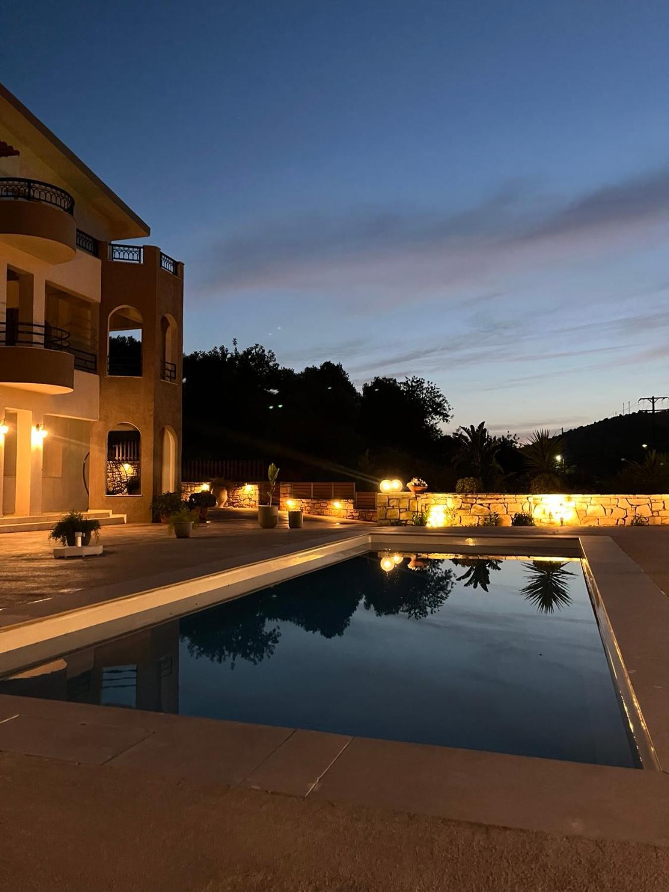 Villa Leondis Melidhónion Exteriér fotografie